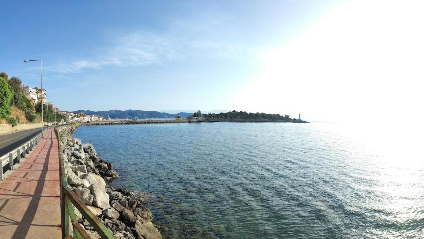 Simply Meraki Gytheian Apt With Panoramic Sea View Gytheio Exteriör bild